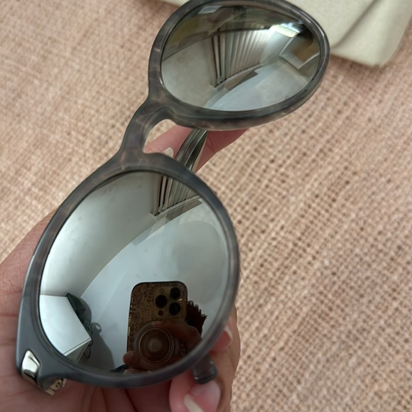 MICHAEL KORS Mirror Sunglasses and Case - Picture 4 of 5